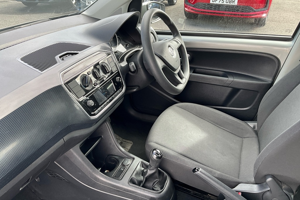 Volkswagen Up 1.0 Move Up PF18OMD Silver #2