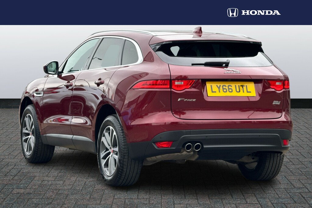 Jaguar F-Pace 2.0D Portfolio Awd Red #2