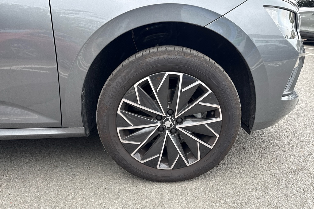 Skoda Kamiq 1.0 Tsi Design Edition Dsg BW75EUO Grey #5