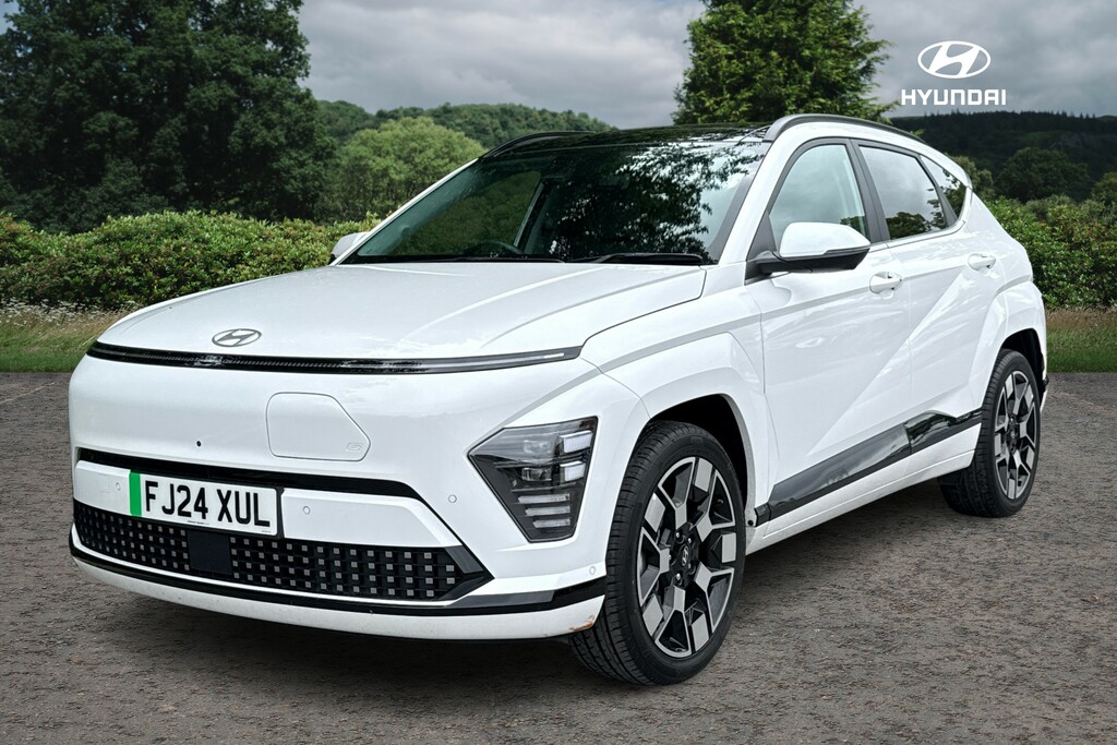Hyundai Kona Ultimate White #4