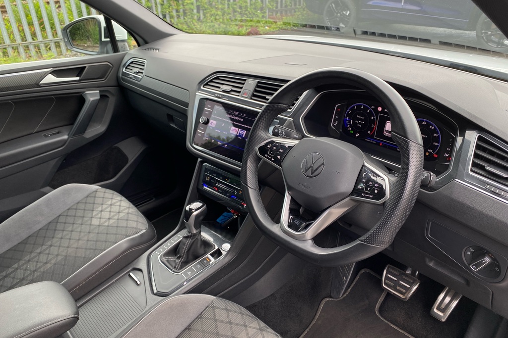 Volkswagen Tiguan 1.5 Tsi 150 R-line Dsg DF23HRZ White #6