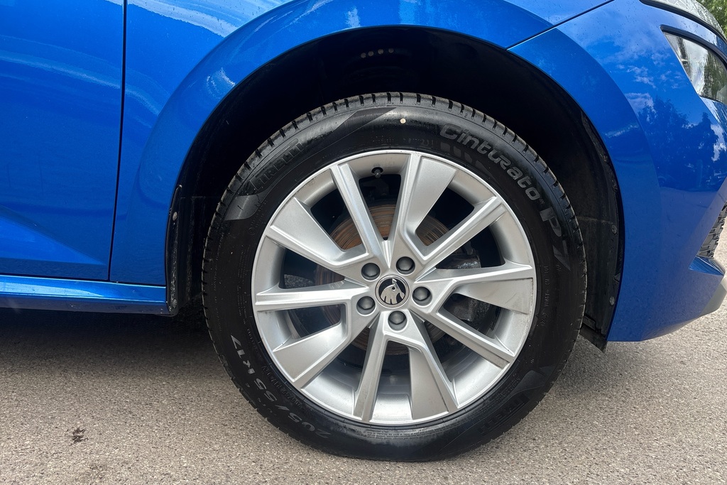 Skoda Kamiq 1.0 Tsi 95 Se Drive FN23UEO Blue #5