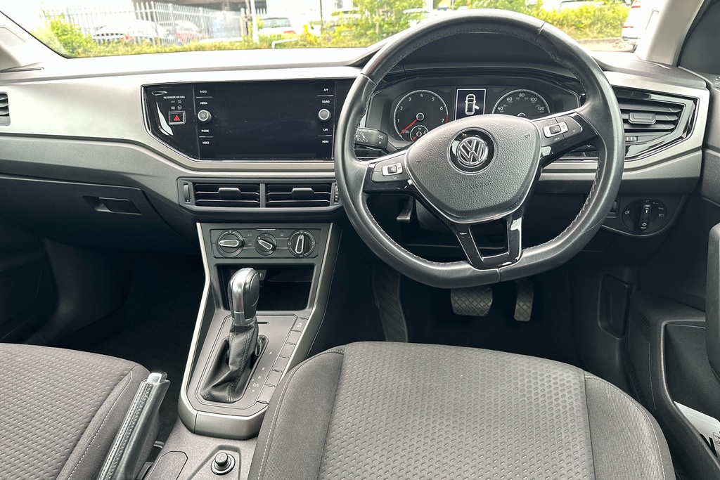 Volkswagen Polo 1.0 Tsi 95 Se Dsg DL68NYC Black #3