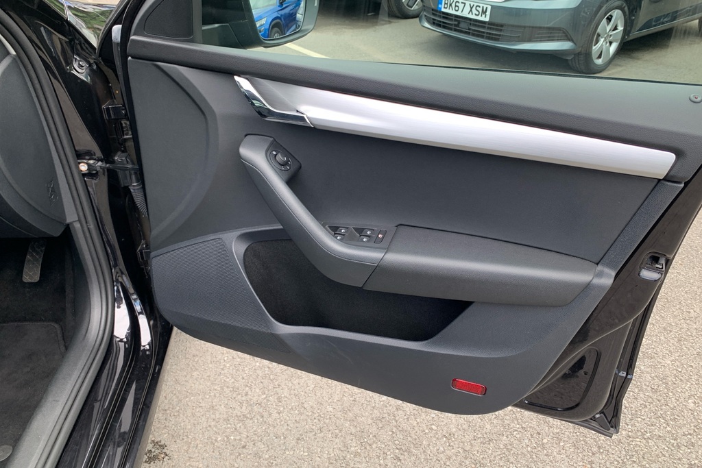 Skoda Octavia 1L Se Technology Black #29