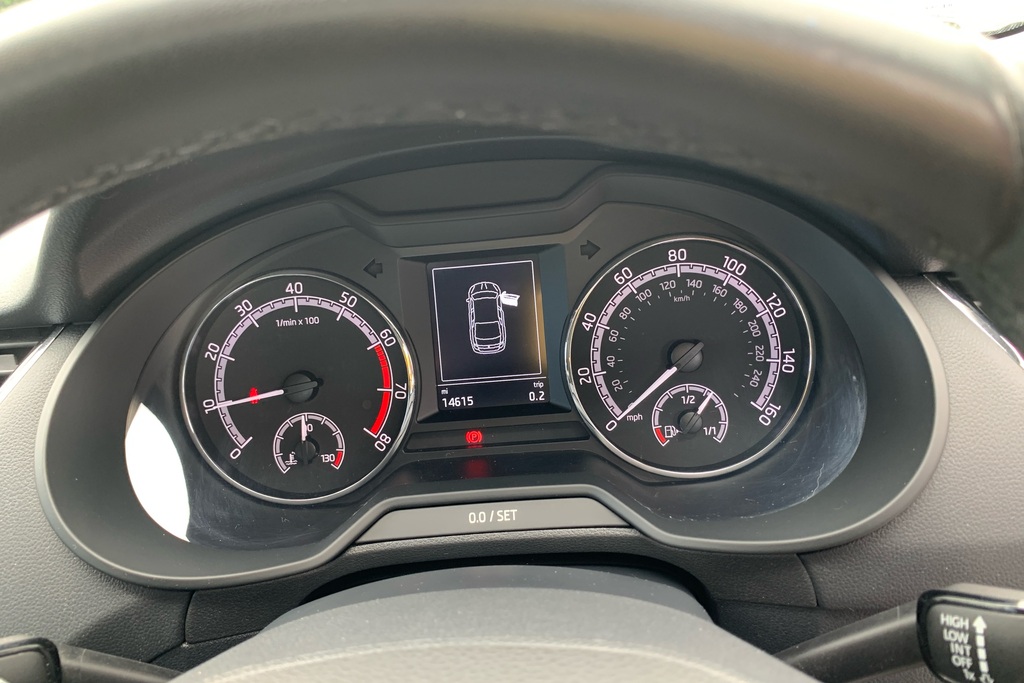 Skoda Octavia 1L Se Technology Black #14
