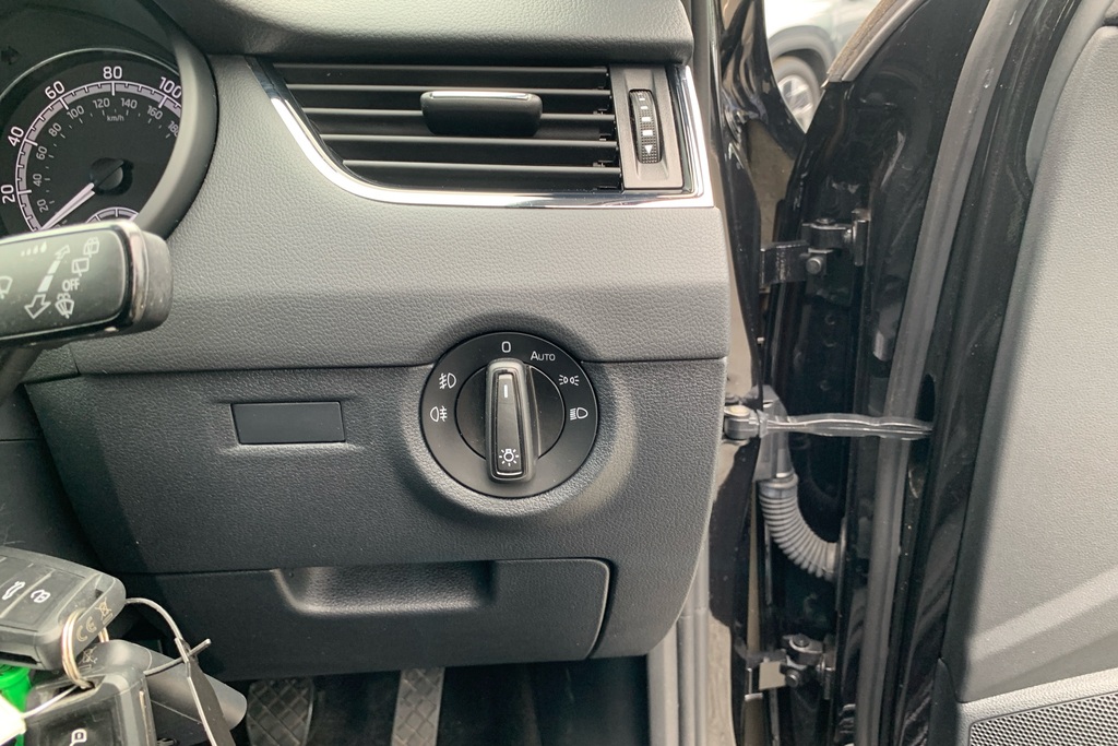 Skoda Octavia 1L Se Technology Black #30