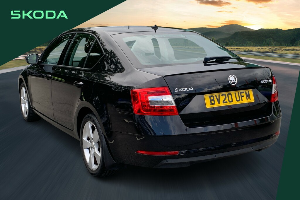 Skoda Octavia 1L Se Technology Black #3