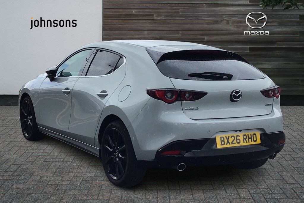 Mazda 3 2.5 E-skyactiv G Mhev 140 Homura Red #2