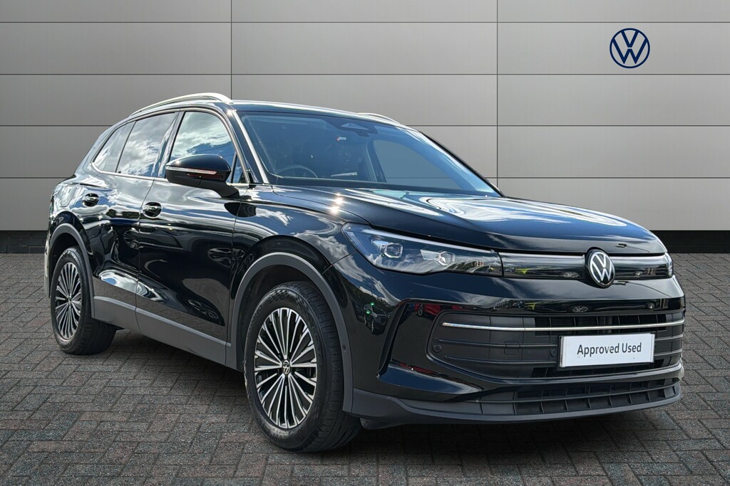 Volkswagen Tiguan 1.5 Etsi 150 Match Dsg Black