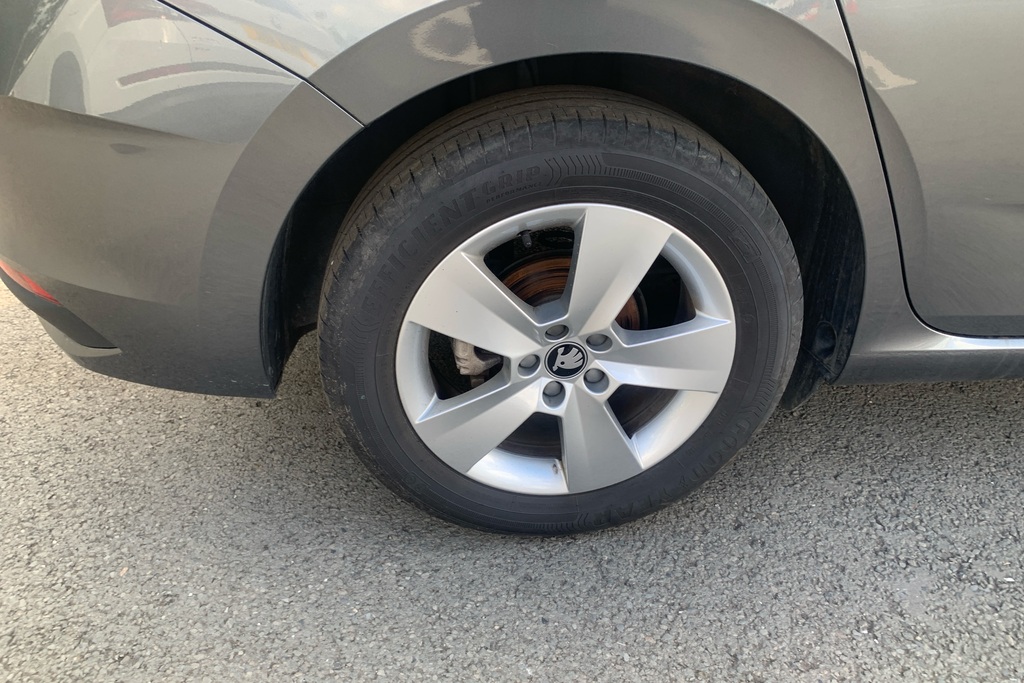 Skoda Scala 1.0 Tsi 116 Se Edition Grey #5
