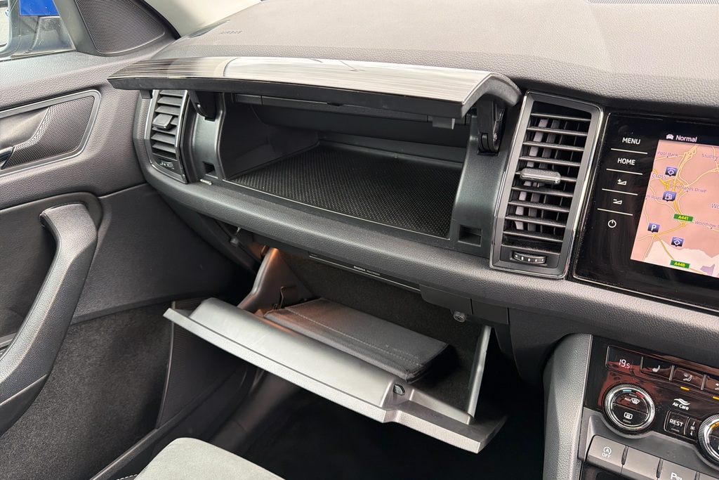 Skoda Kodiaq 2.0 Tdi Se 4X4 Dsg 7 Seat Grey #25