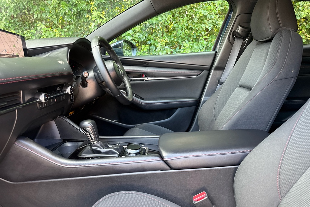 Mazda 3 2.5 E-skyactiv G Mhev 140 Homura Blue #6