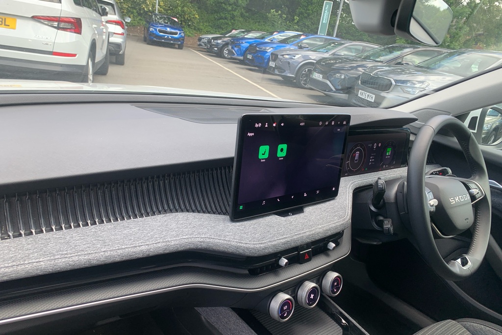 Skoda Superb 2.0 Tdi Se Technology Dsg GL25FAU White #3