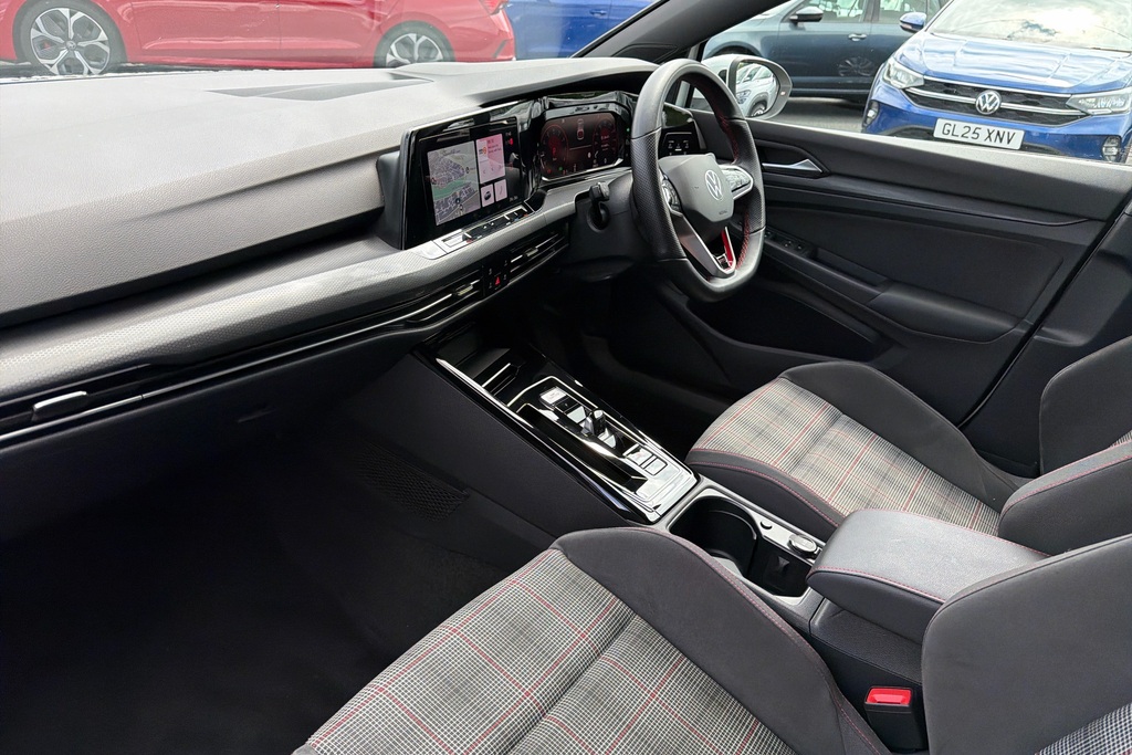 Volkswagen Golf 2.0 Tsi Gti Dsg KK23TPV White #2