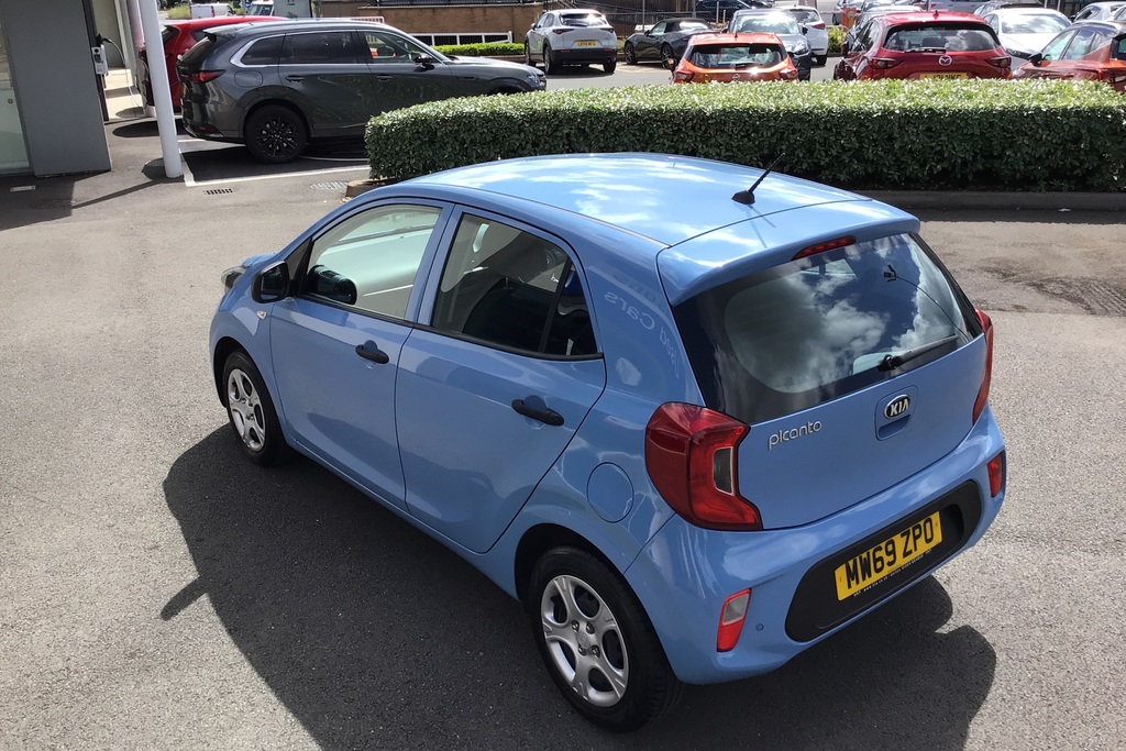Kia Picanto 1.25 Gt Line Black #32