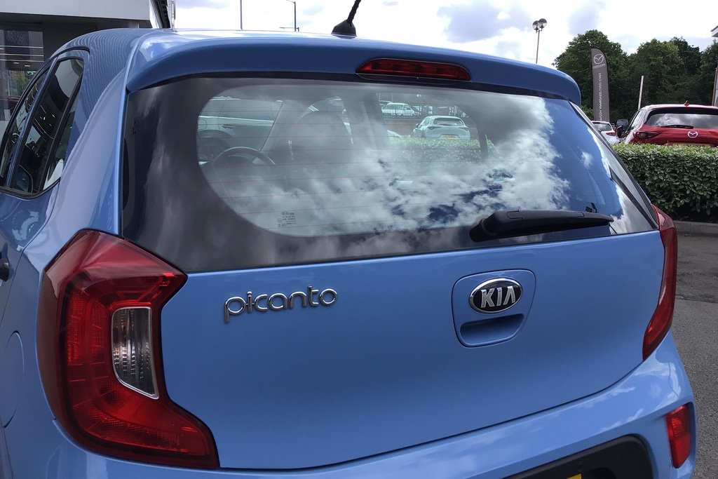 Kia Picanto 1.25 Gt Line Black #47