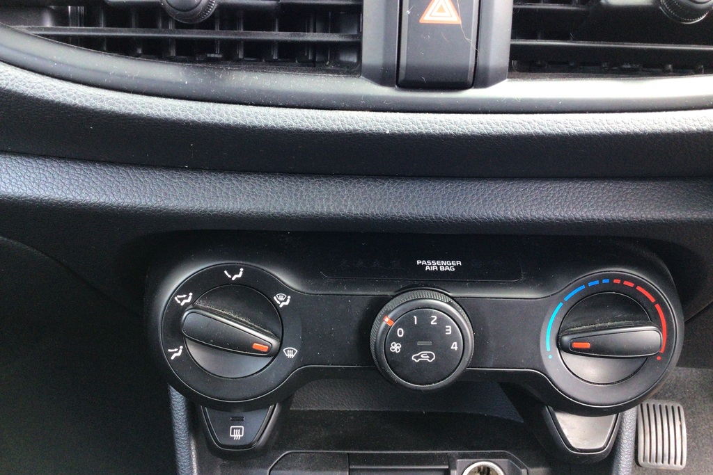 Kia Picanto 1.25 Gt Line Black #24