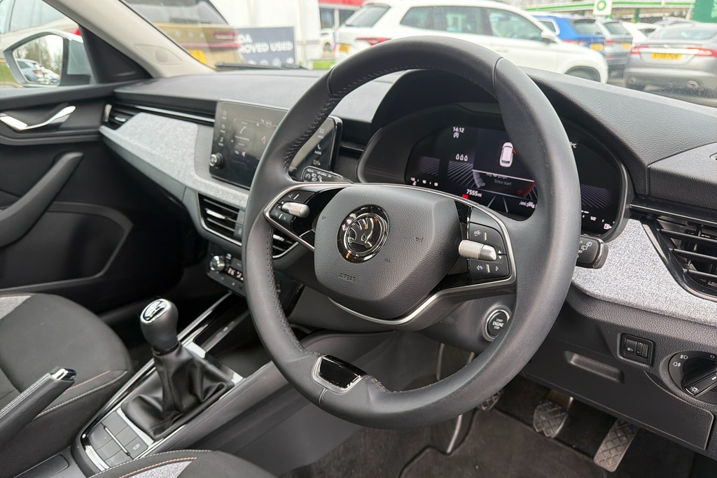Skoda Kamiq 1.0 Tsi Se Silver #6