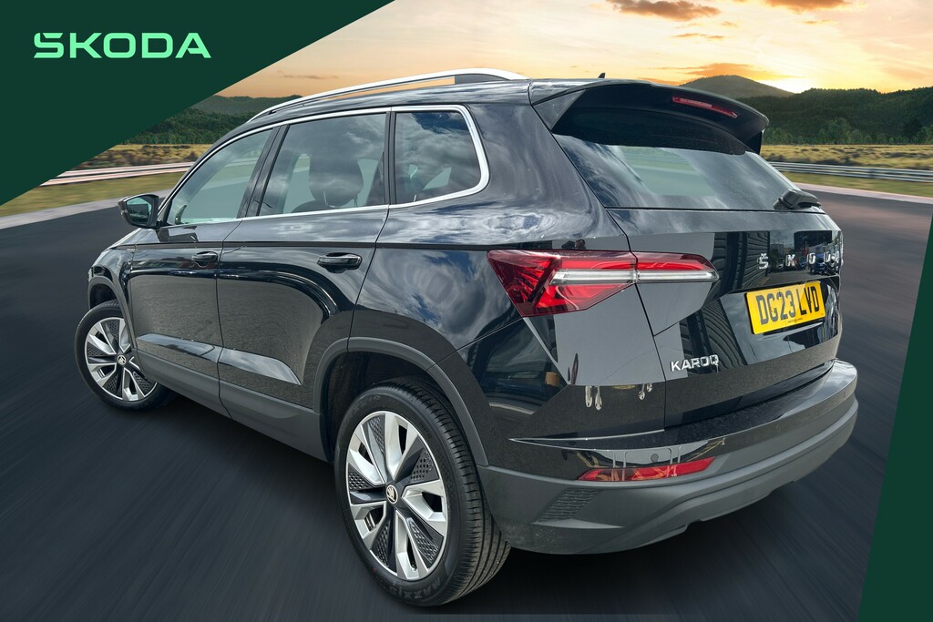 Skoda Karoq 1.5 Tsi Se L DG23LVD Black #3