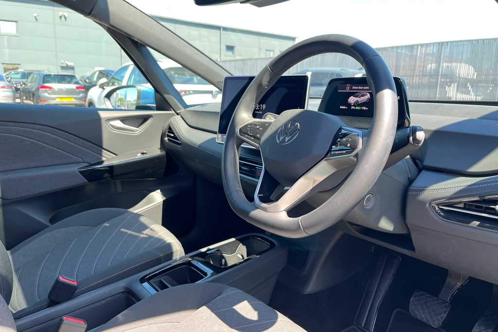 Volkswagen ID.3 125Kw Match Pure 52Kwh PF75XVV Black #6