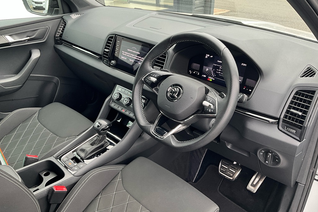 Skoda Karoq 1.5 Tsi Sportline Dsg YX23UAP Silver #6