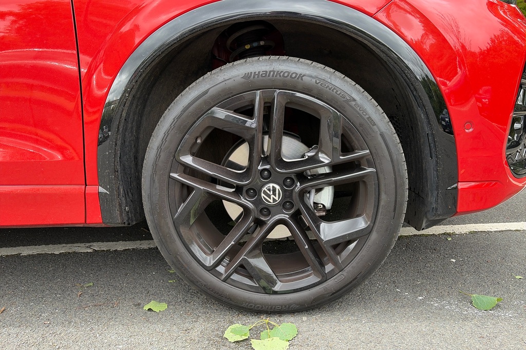 Volkswagen Tiguan 1.5 Etsi 150 R-line Dsg Red #5