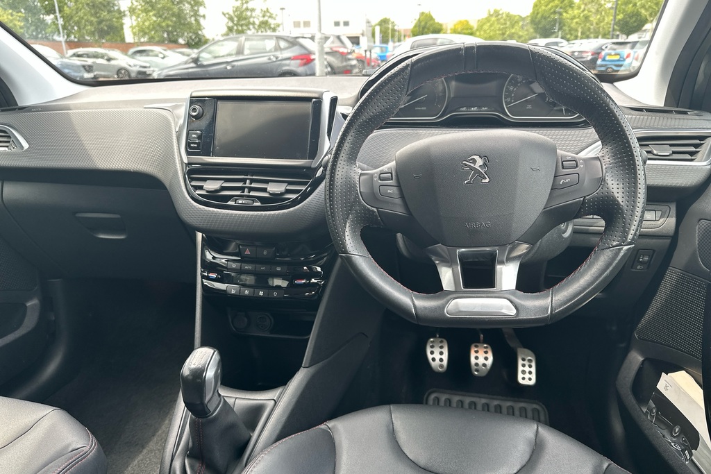 Peugeot 208 1.2 Puretech 110 Gt Line Grey #3