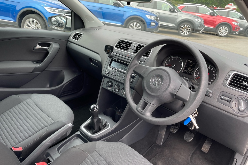 Volkswagen Polo 1.2 60 Match White #6