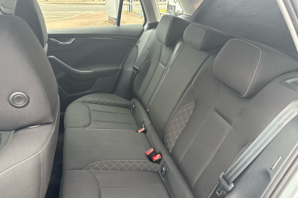 Skoda Kamiq Hatchback  #28
