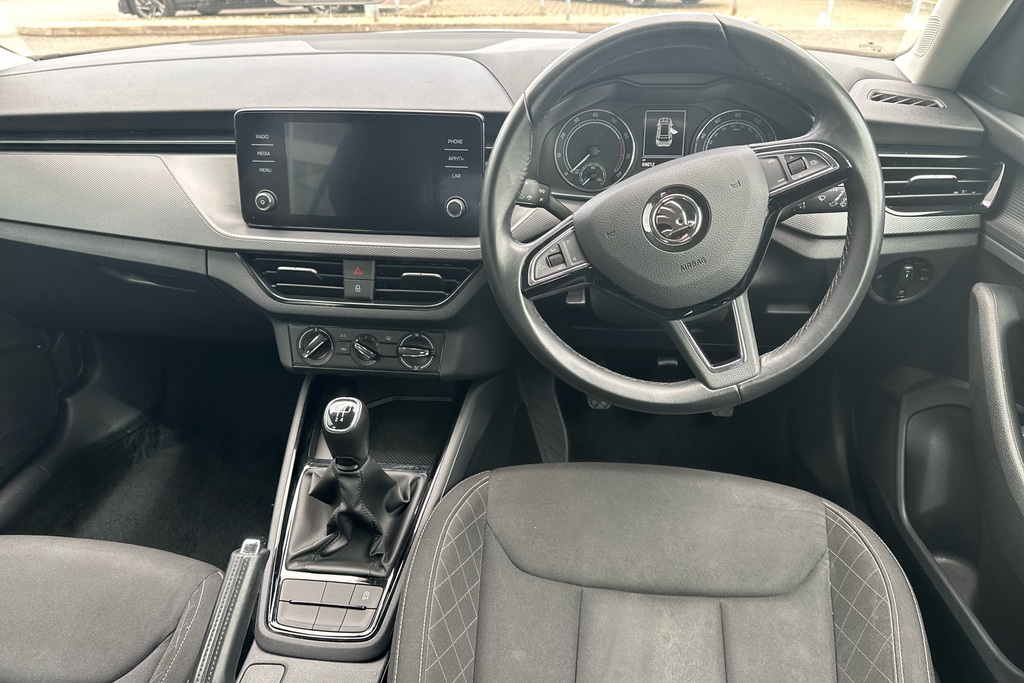 Skoda Kamiq 1.0 Tsi 95 Se Silver #3