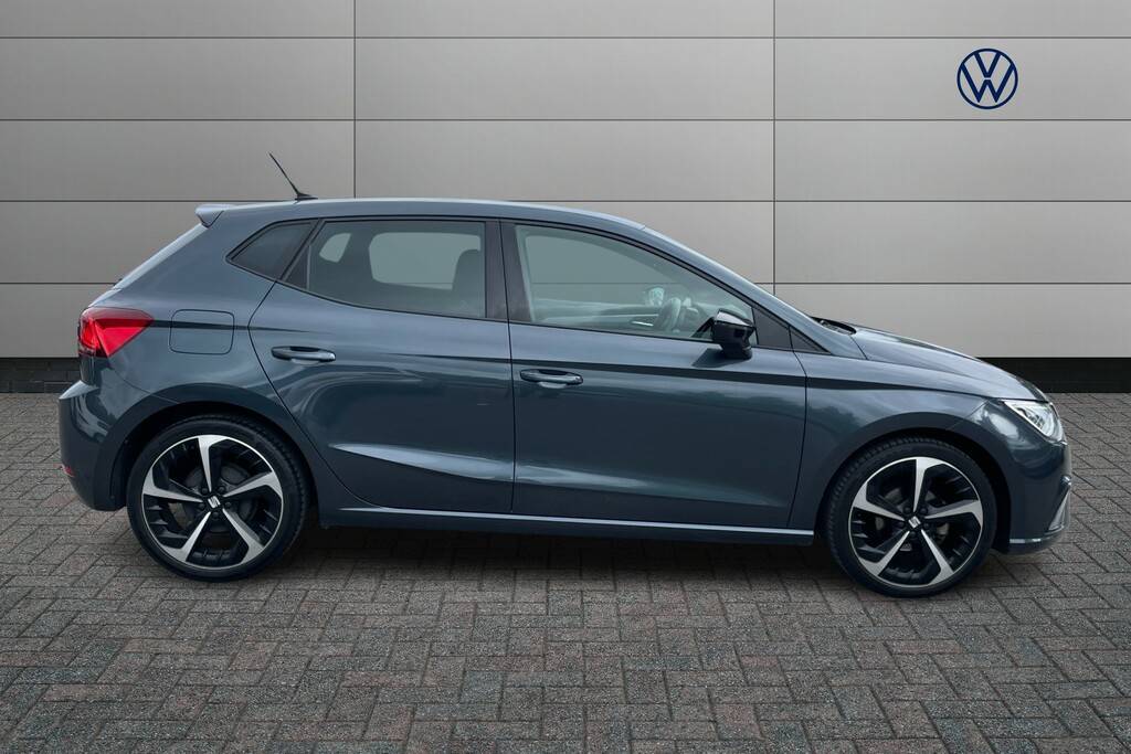 Seat Ibiza 1.0 Tsi 95 Fr Sport Grey #4