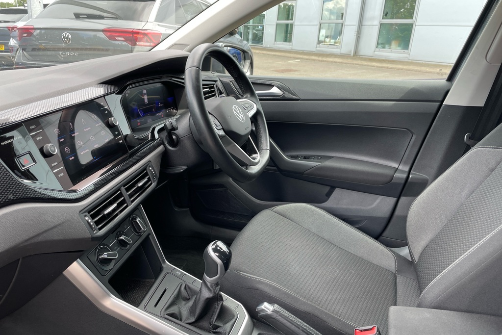 Volkswagen Polo 1.0 Tsi Life DS23ZRZ Grey #2