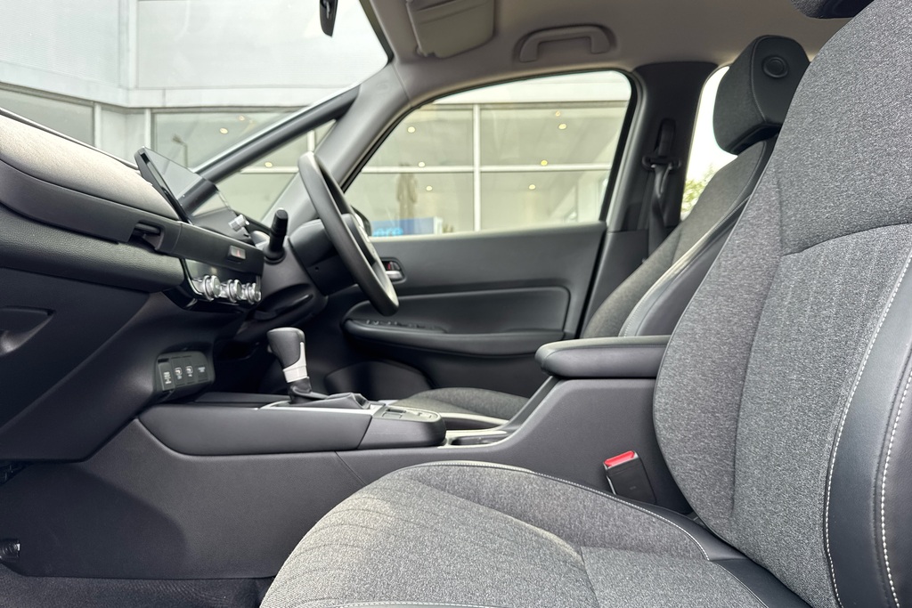 Honda Jazz 1.5 I-mmd Hybrid Sr Ecvt White #6
