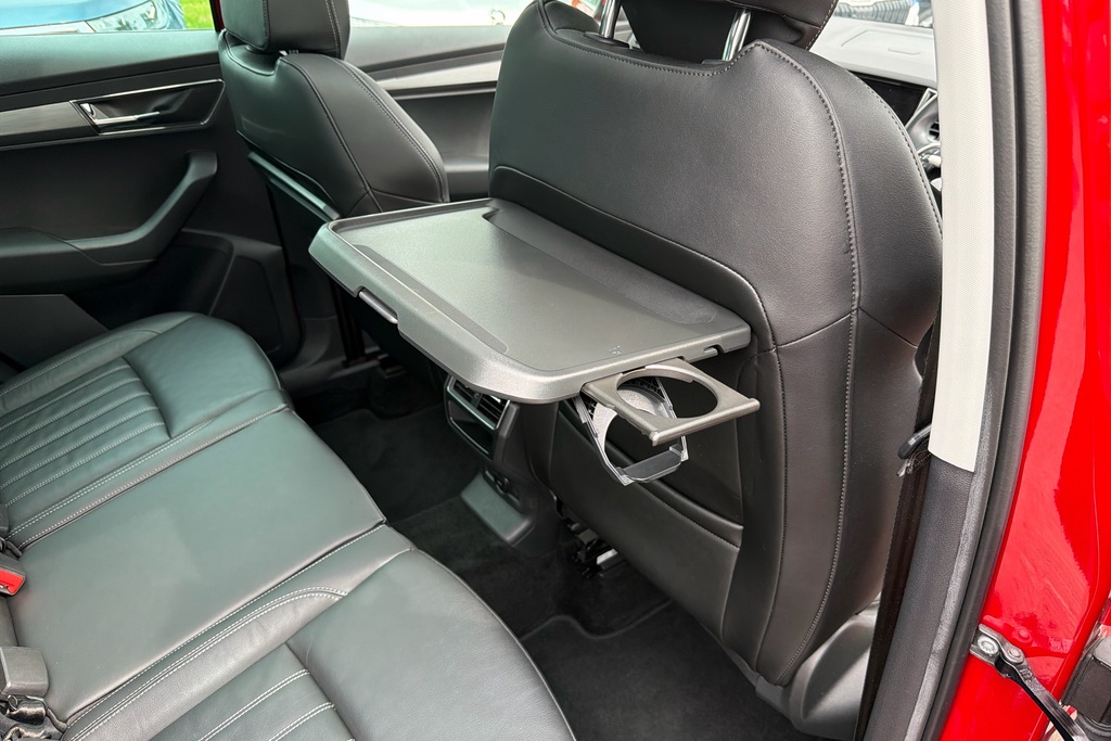 Skoda Karoq Edition Black #49