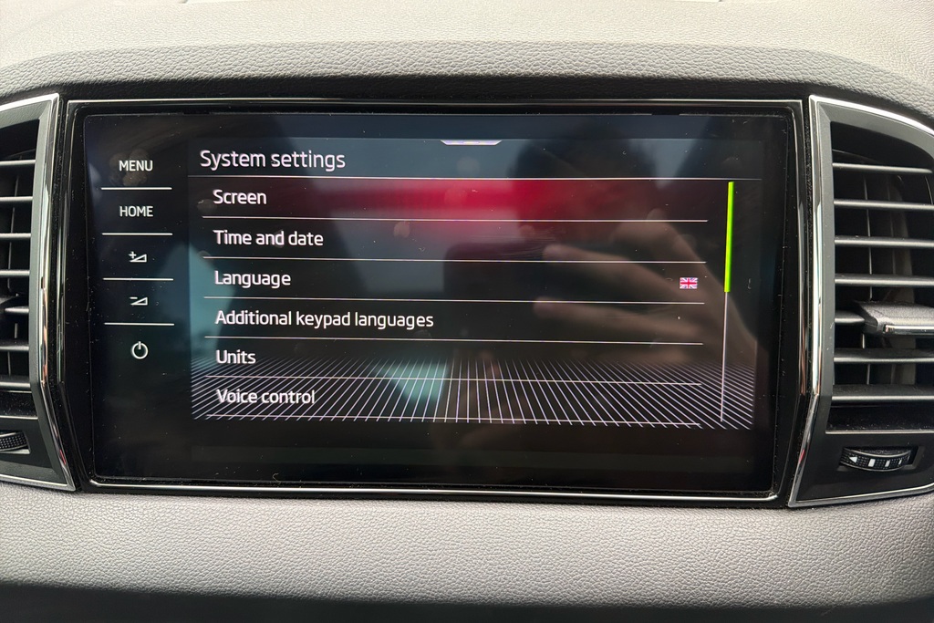 Skoda Karoq Edition Black #41