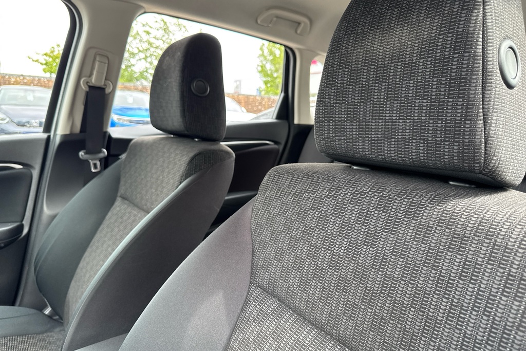 Honda Jazz Hatchback Silver #50