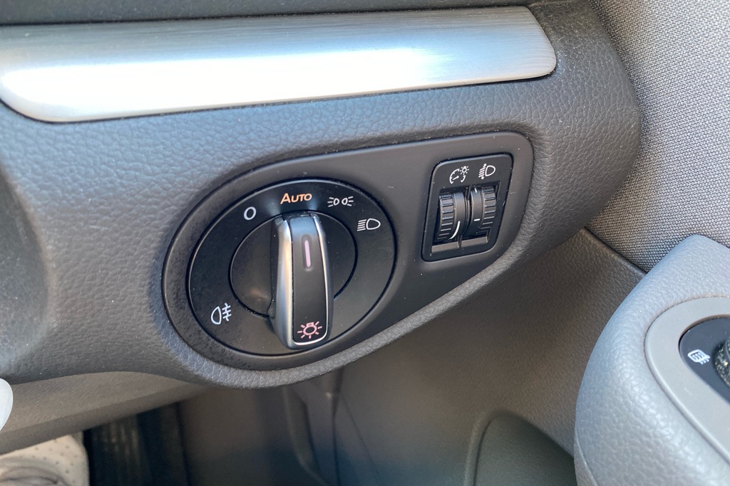 Volkswagen Sharan Mpv Blue #26