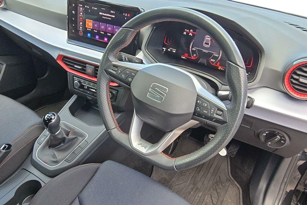 Seat Ibiza 1.0 Tsi 95 Fr Black #6