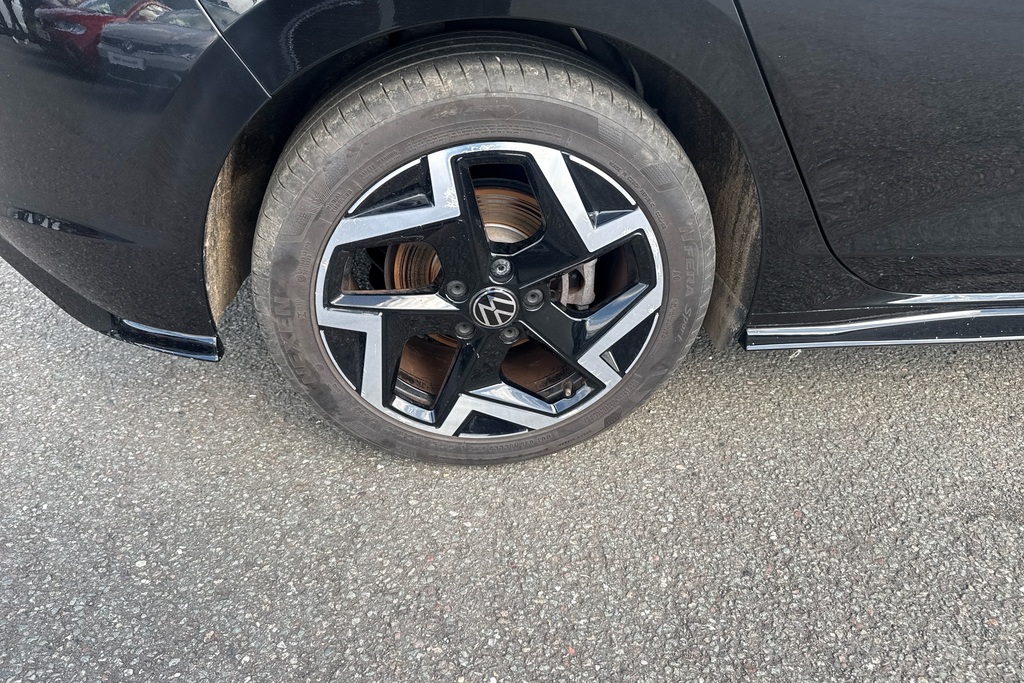 Volkswagen Golf 1.5 Etsi 150 R-line Dsg GL25LZB Black #5