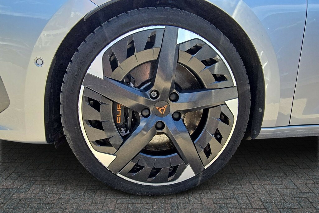 Cupra Leon 2.0 Tsi 300 Vz3 Dsg Silver #5