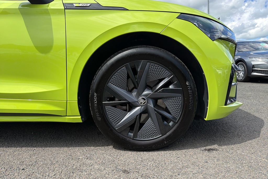 Skoda ENYAQ 220Kw Vrs 82Kwh 4X4 Green #5