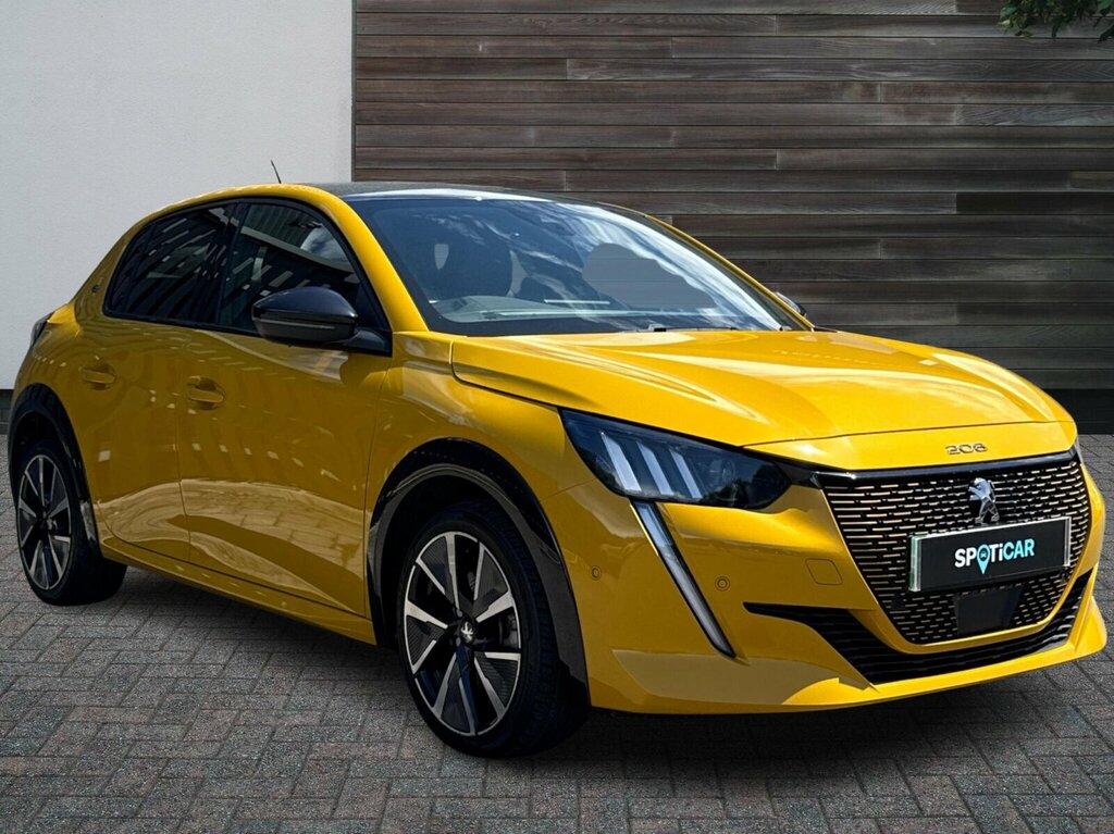 Peugeot e-208 50Kwh Gt 7Kw Charger Yellow #2