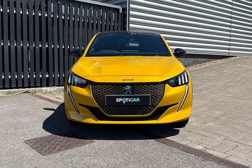 Peugeot e-208 50Kwh Gt 7Kw Charger Yellow #5