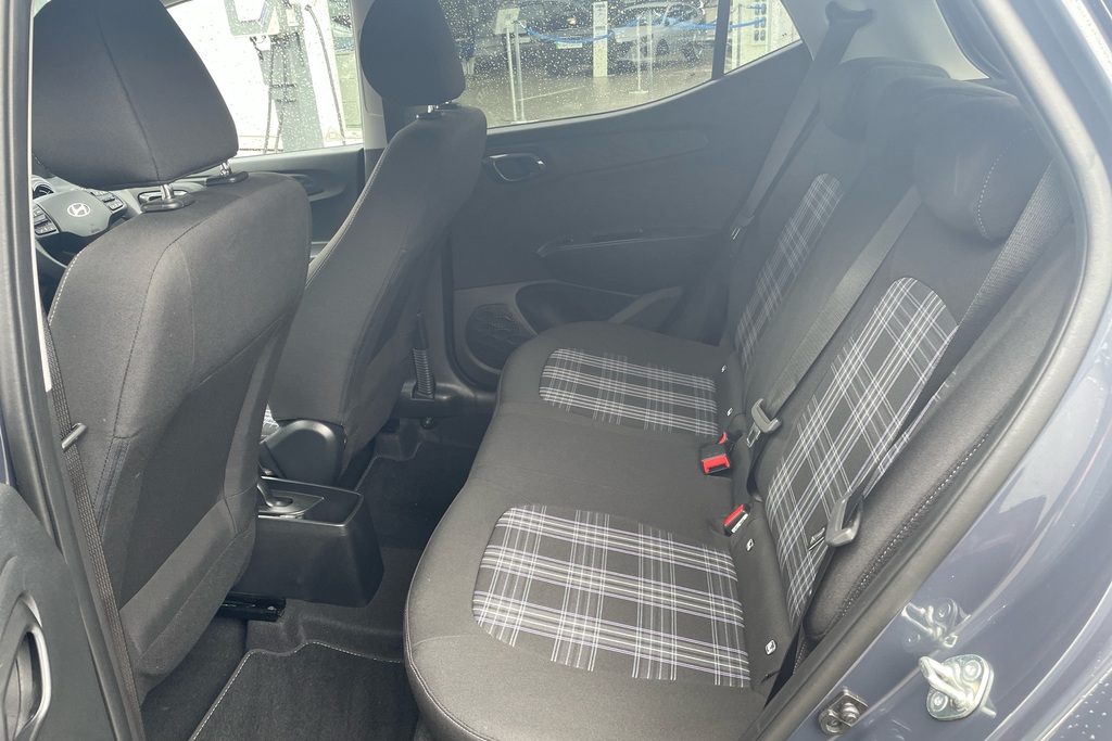 Hyundai I10 Mpi Premium Grey #6