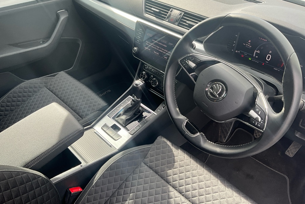 Skoda Superb 1.5 Tsi Se Dsg Silver #6