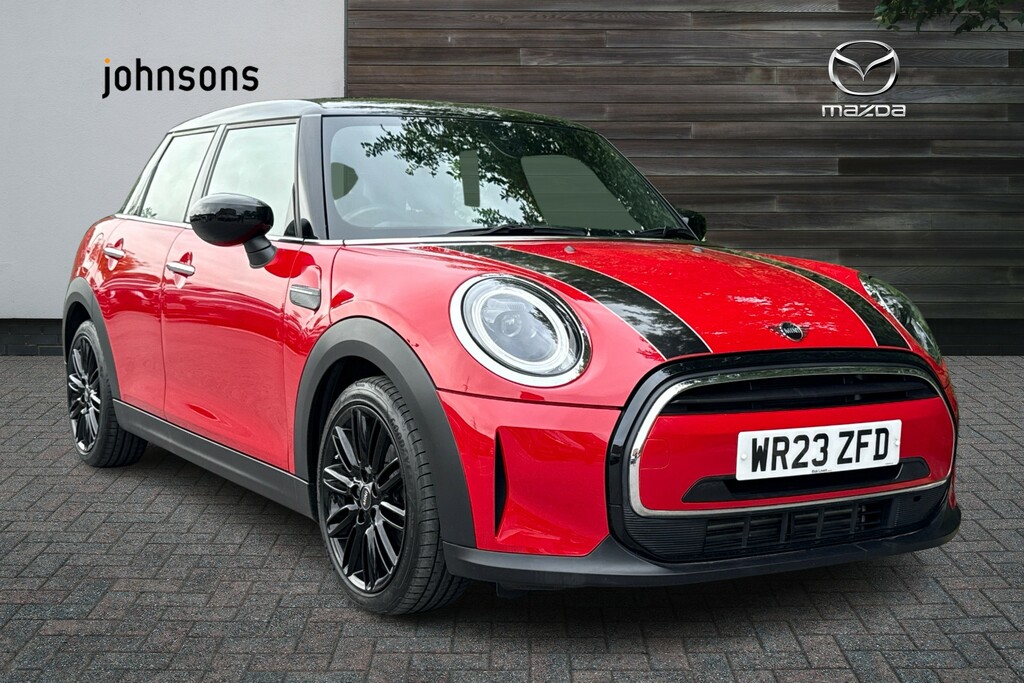 Mini Hatch 1.5 Cooper Exclusive Premium WR23ZFD Red