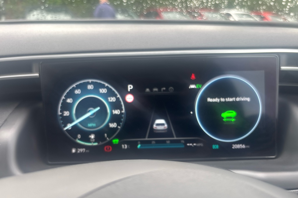 Hyundai Tucson Se Connect Black #13