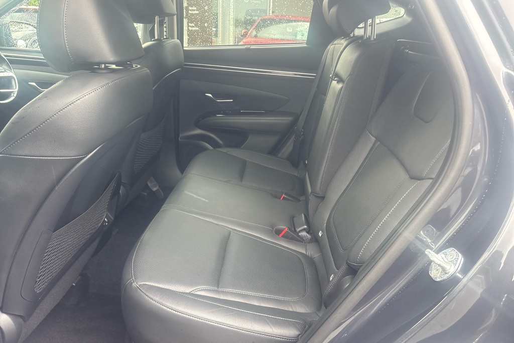 Hyundai Tucson Se Connect Black #12
