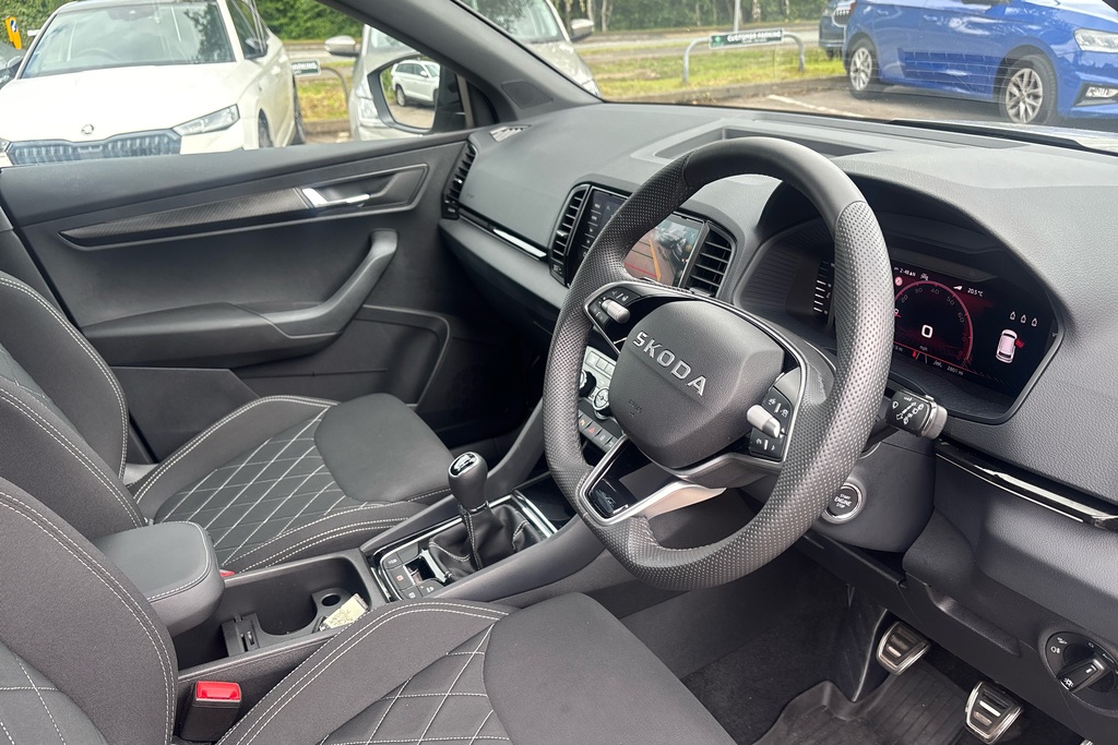 Skoda Karoq 1.5 Tsi Sportline Edition DY26EWX Grey #6