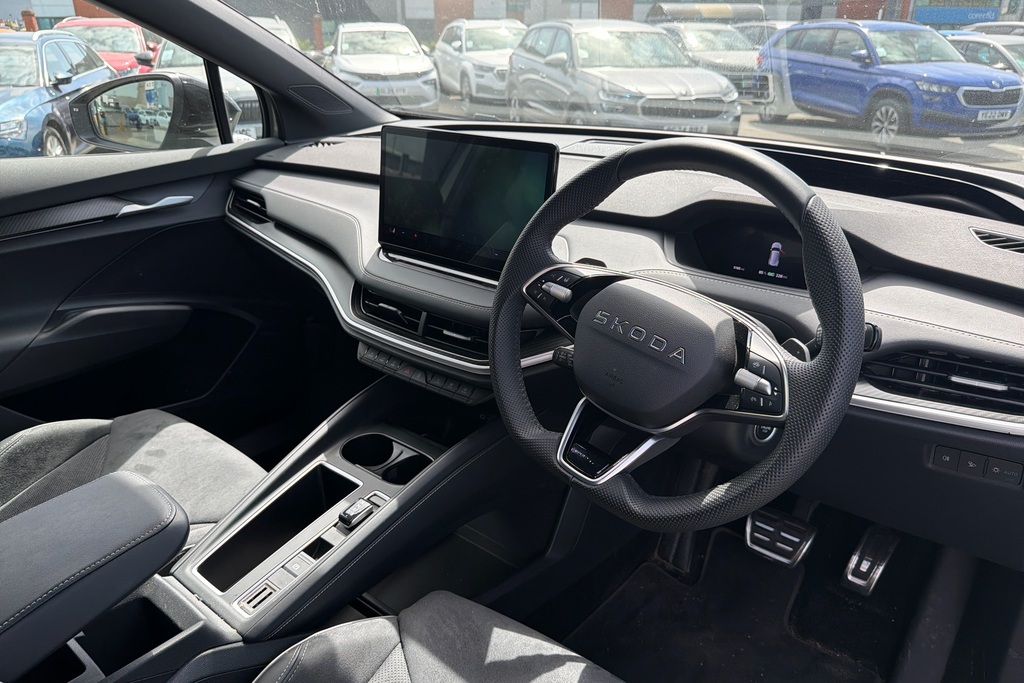 Skoda Elroq 210Kw 85 Sportline 82Kwh DK26ZLZ Green #6